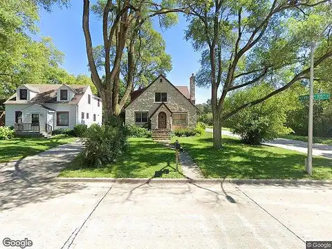 105Th, MILWAUKEE, WI 53225