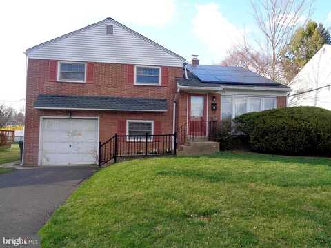 Louise, GLENSIDE, PA 19038