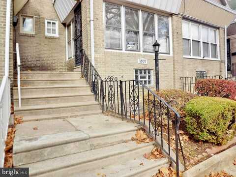 Nassau, PHILADELPHIA, PA 19151