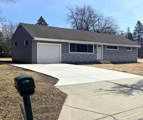 41St, MILWAUKEE, WI 53221