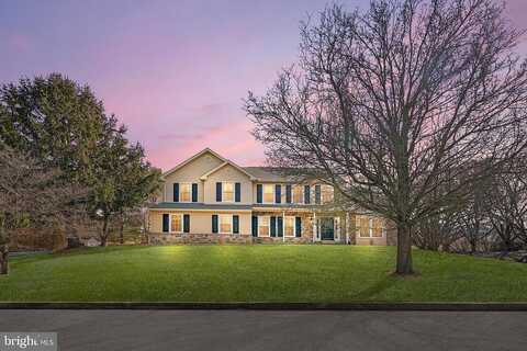Revere, WEST CHESTER, PA 19382