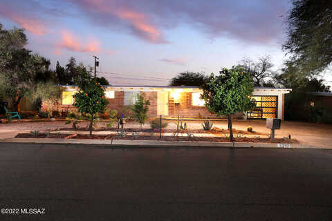 Hawthorne, TUCSON, AZ 85711