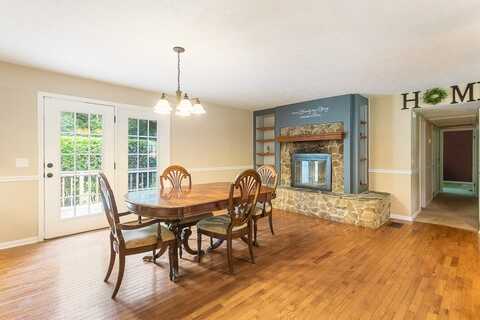 Jennifer, CARROLLTON, GA 30116