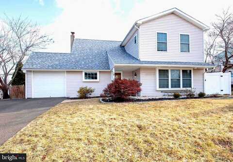 Hawk, LEVITTOWN, PA 19056