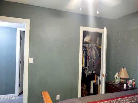 17Th, PHOENIX, AZ 85040