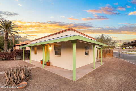 Elias, TUCSON, AZ 85701