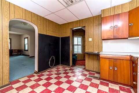 William, PEN ARGYL, PA 18072