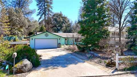 Redbud, OAKHURST, CA 93644