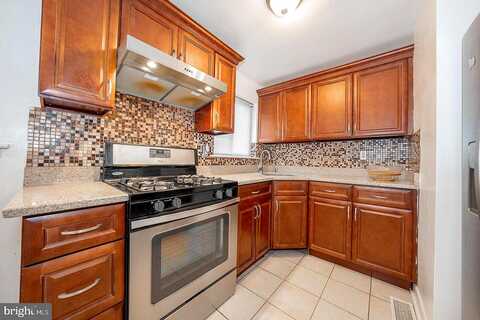 James, DREXEL HILL, PA 19026