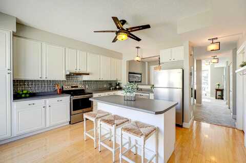 Colborne, SAINT PAUL, MN 55102