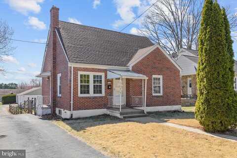 Saint Lawrence, READING, PA 19606
