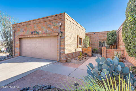 Via Del Papagayo, GREEN VALLEY, AZ 85622