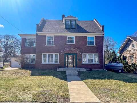 Clifton, ERIE, PA 16505