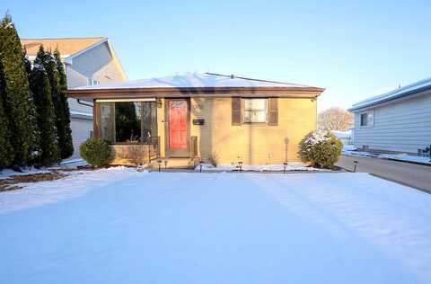 86Th, MILWAUKEE, WI 53227