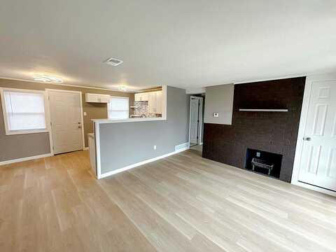 84Th, MILWAUKEE, WI 53222