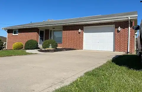 Phyllis, SALTSBURG, PA 15681