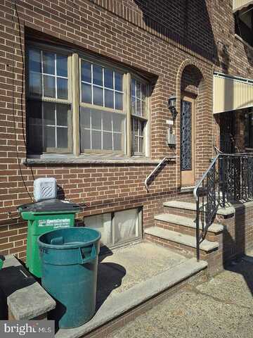 16Th, PHILADELPHIA, PA 19145