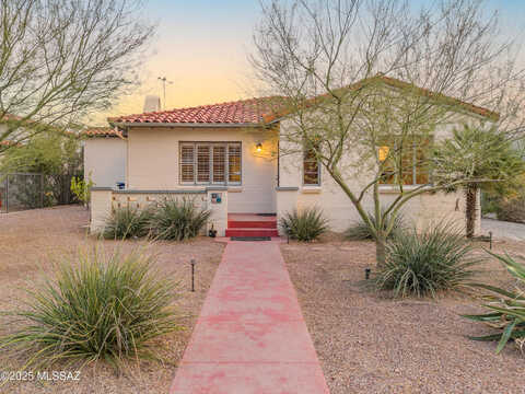 Helen, TUCSON, AZ 85716