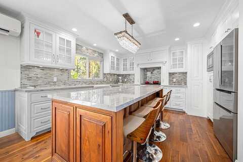 Millegar, VISTA, CA 92084