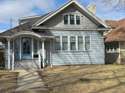 48Th, MILWAUKEE, WI 53210