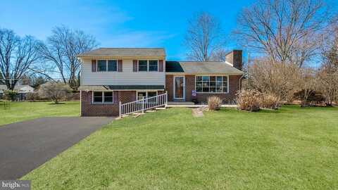 Forrest, CHALFONT, PA 18914
