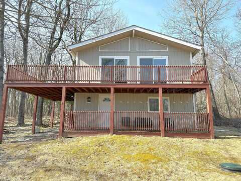 Doe, LONG POND, PA 18334