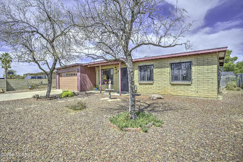 Canada, TUCSON, AZ 85706