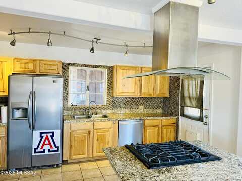 Dodge, TUCSON, AZ 85716