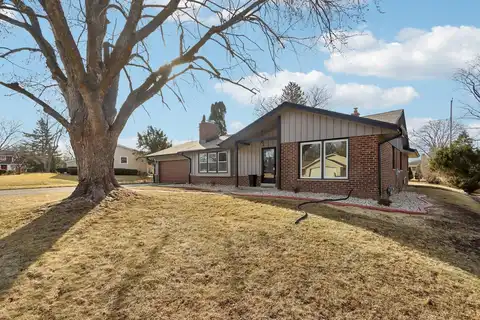 Locksley, BROOKFIELD, WI 53045