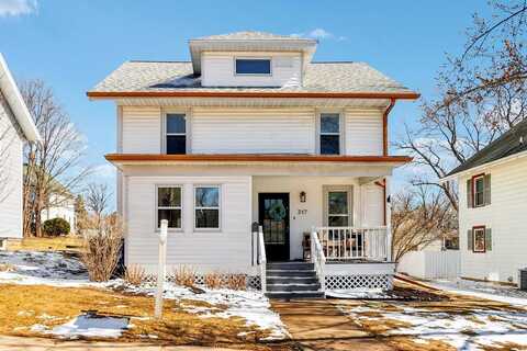 6Th, MOUNT HOREB, WI 53572