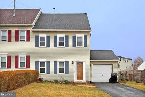 Adams, WOMELSDORF, PA 19567