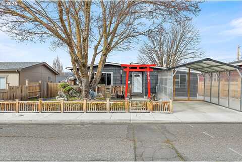 13Th, THE DALLES, OR 97058