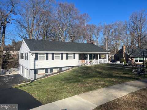 Foxcroft, BROOMALL, PA 19008