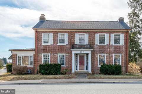 Main, DALLASTOWN, PA 17313