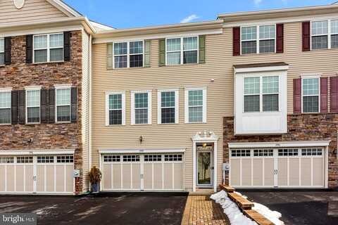 Hickory, LANGHORNE, PA 19047