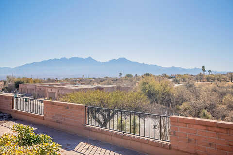 Camino Del Huarache, GREEN VALLEY, AZ 85622