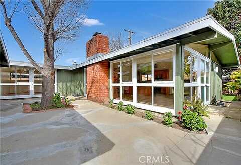 Wright, POMONA, CA 91766