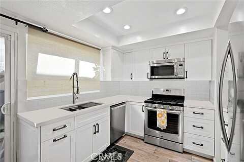Brookhurst, FOUNTAIN VALLEY, CA 92708