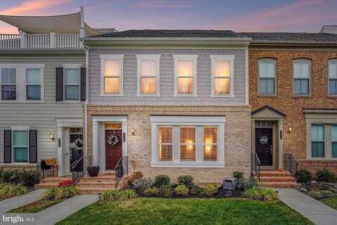 Cottonwood Grove, DUMFRIES, VA 22026