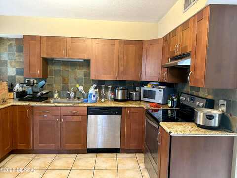Nancy Rose, TUCSON, AZ 85712