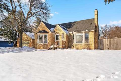 Larpenteur, SAINT PAUL, MN 55109