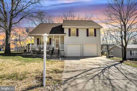 Hazel, MANCHESTER, PA 17345