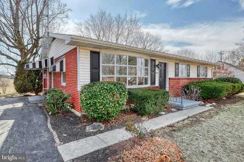 Oakwood, HANOVER, PA 17331