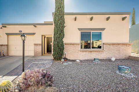 Calle Mendoza, GREEN VALLEY, AZ 85622