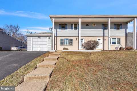 Village, LANSDALE, PA 19446