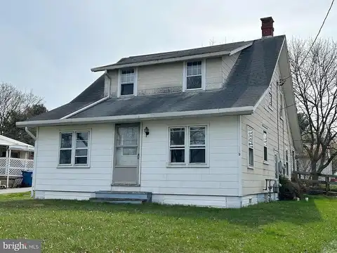 Loucks, YORK, PA 17403