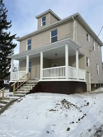Main, BURGETTSTOWN, PA 15021