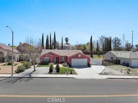 Luna, VICTORVILLE, CA 92392