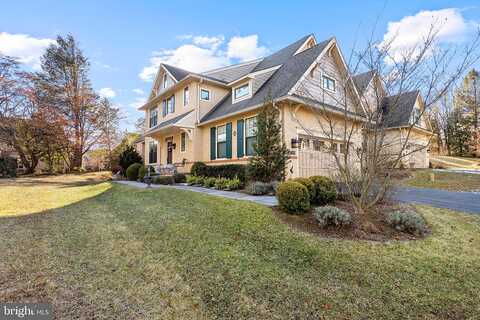 Traymore, MEDIA, PA 19063