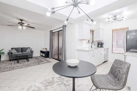 48Th, PHOENIX, AZ 85044